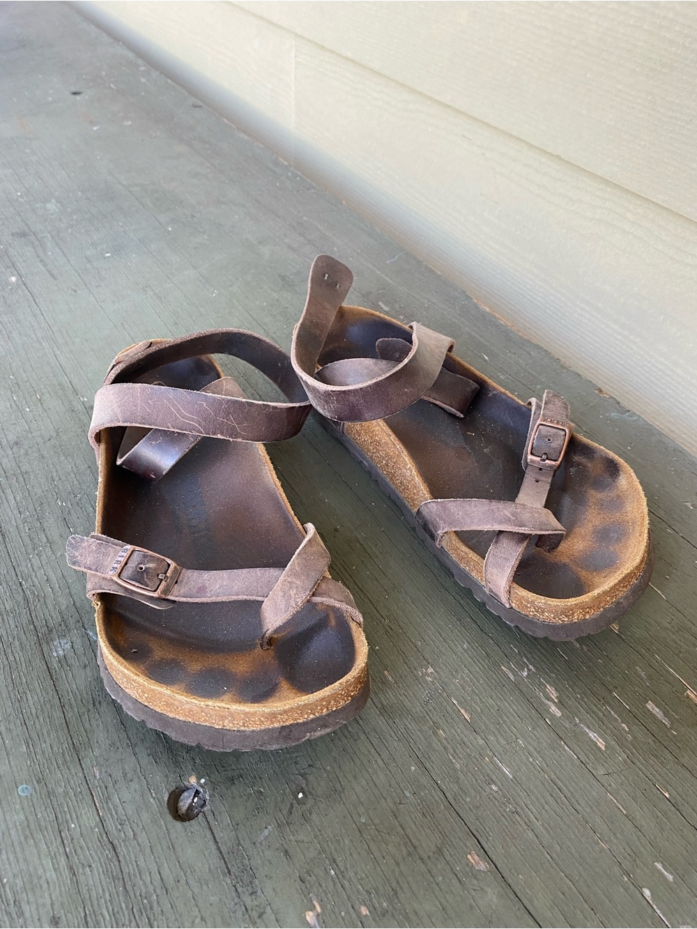 Birkenstock Yara leather sandals